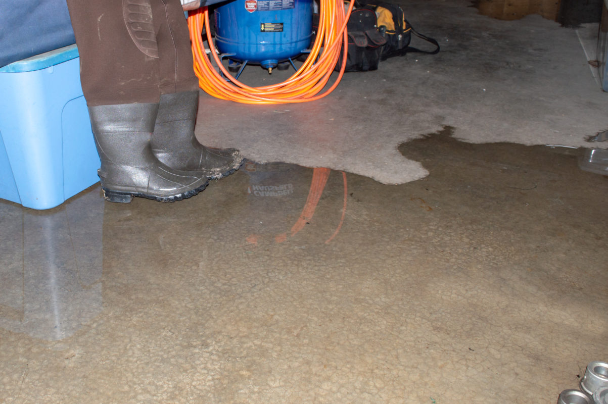 repair flooded basement
